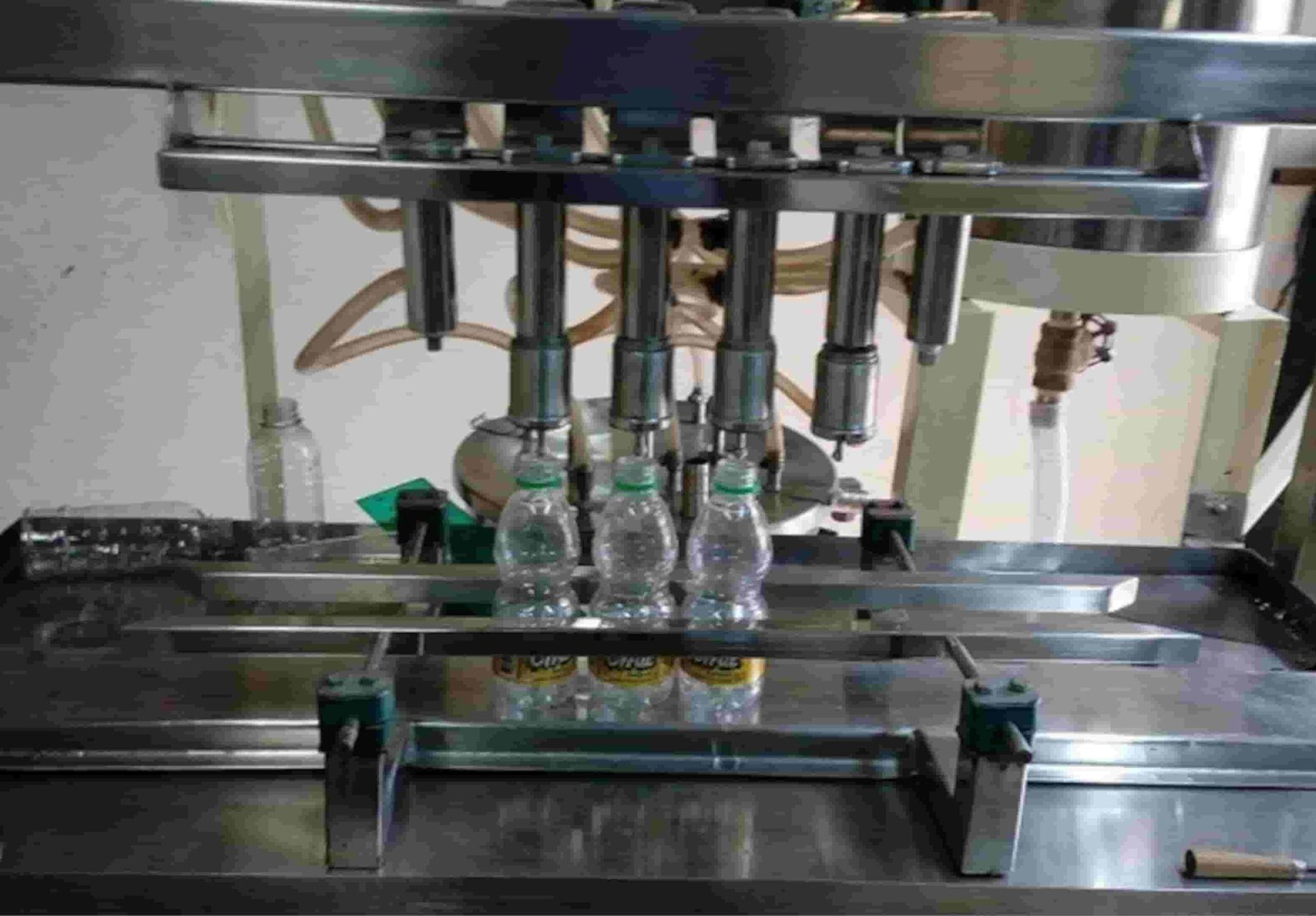 LLENADORA DE LIQUIDOS INDUSTRIAL EN ACERO INOXIDABLE